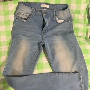 Between Us jeans
